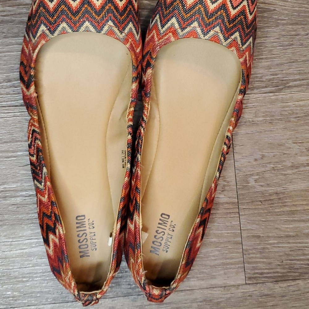 Mossimo Multi-Color Strip Flats - Picture 5 of 10